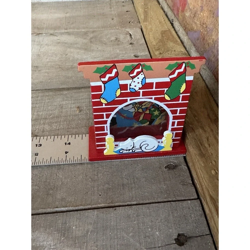 Vintage 3D Christmas Ornament Santa In Chimney Scene Dakin,inc Product Of Taiwan
